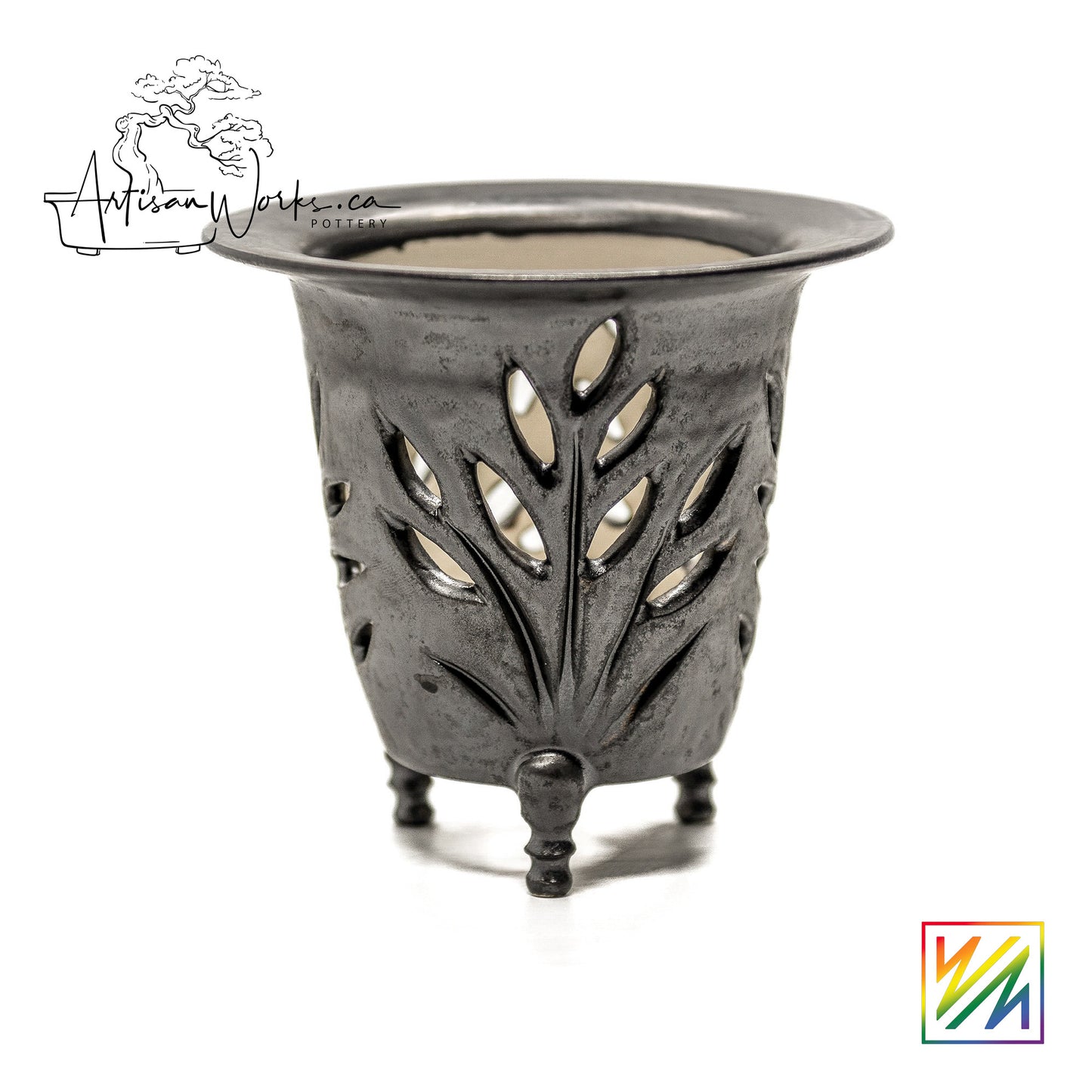 240215104 - deep orchid pot