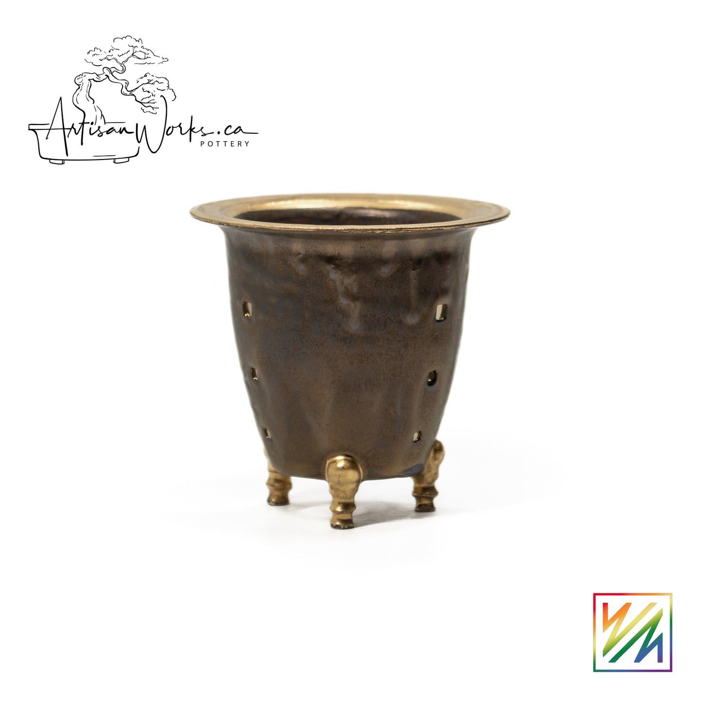 240215112 - royal accented circular orchid pot