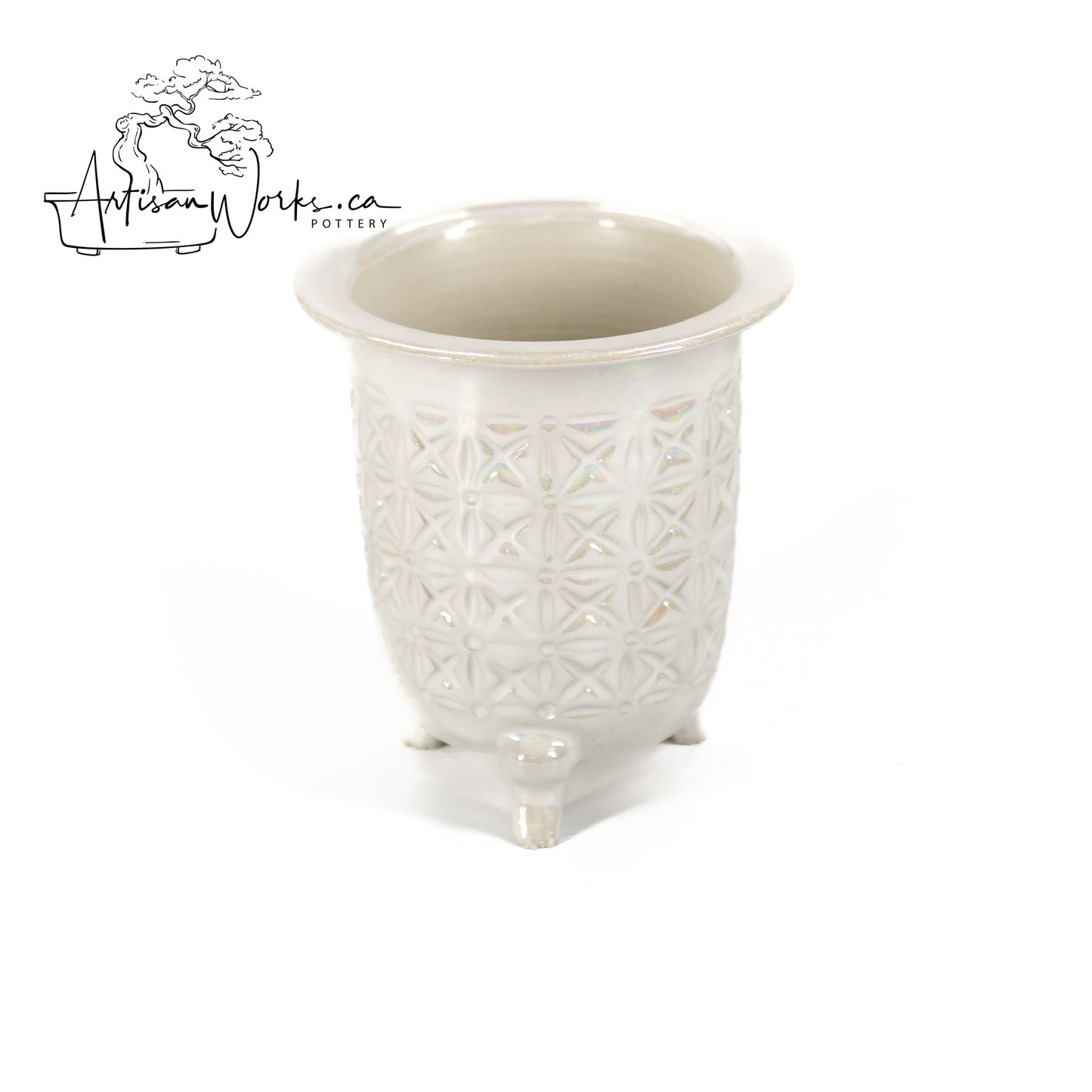 240306128 - royal accented circular orchid pot