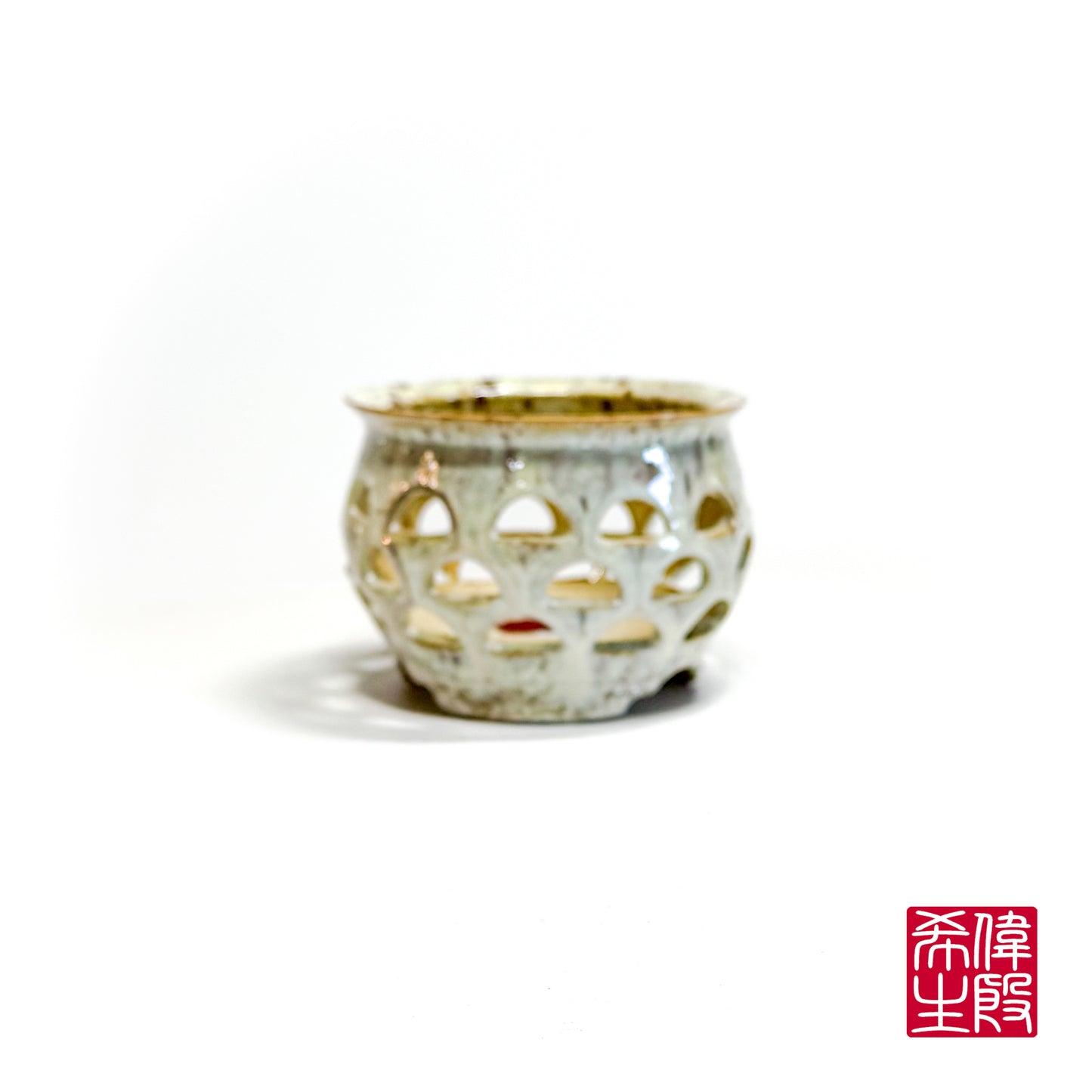 240823261 - circular orchid pot
