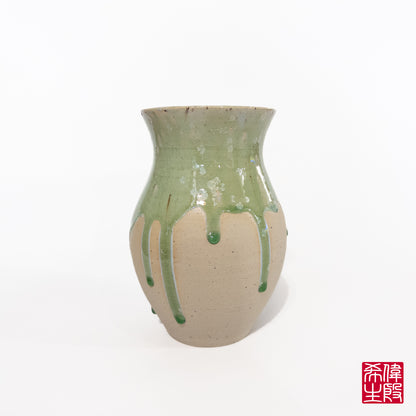 250131558 - vase vessel for ikebana