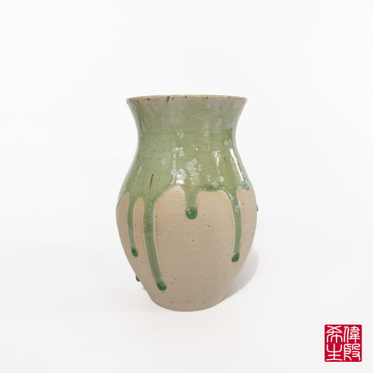 250131558 - vase vessel for ikebana