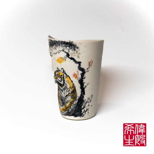 24111537 - handpainted mug - porcelain